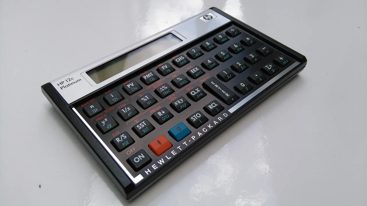Hp hp-12c, archival photo
