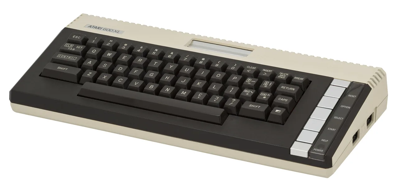 Atari 600xl, archival photo