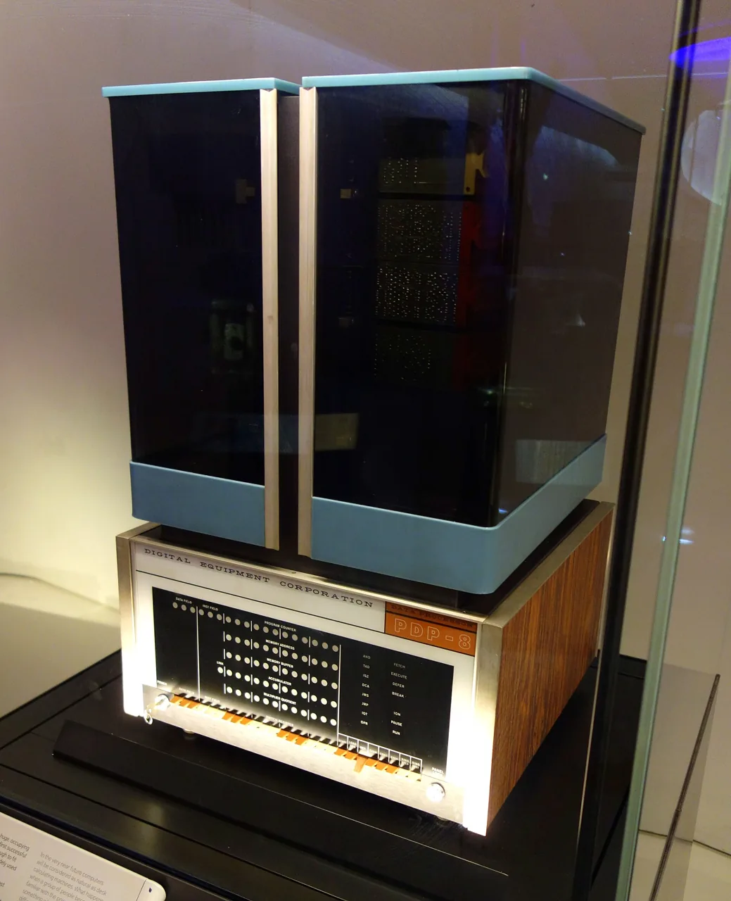 Pdp pdp-8, archival photo