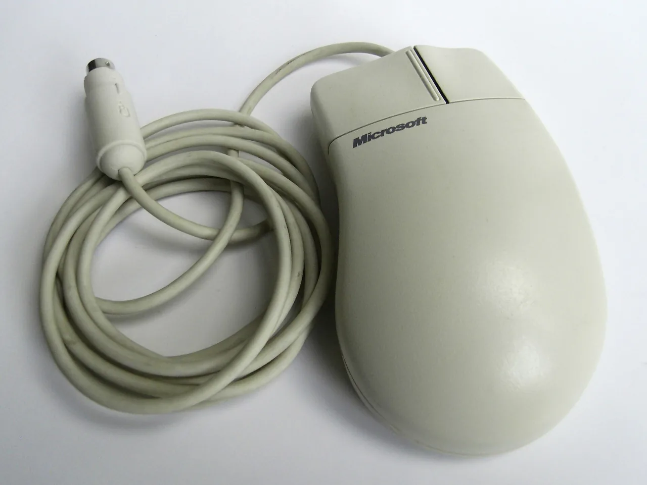 Microsoft microsoft-mouse, archival photo