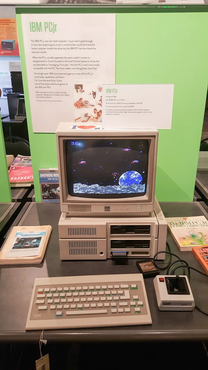 Ibm pcjr, archival photo